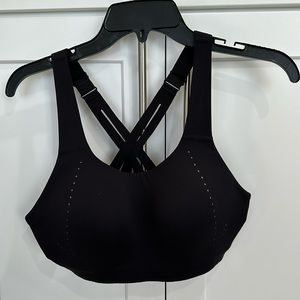 Lululemon black high support Air Support sports bra